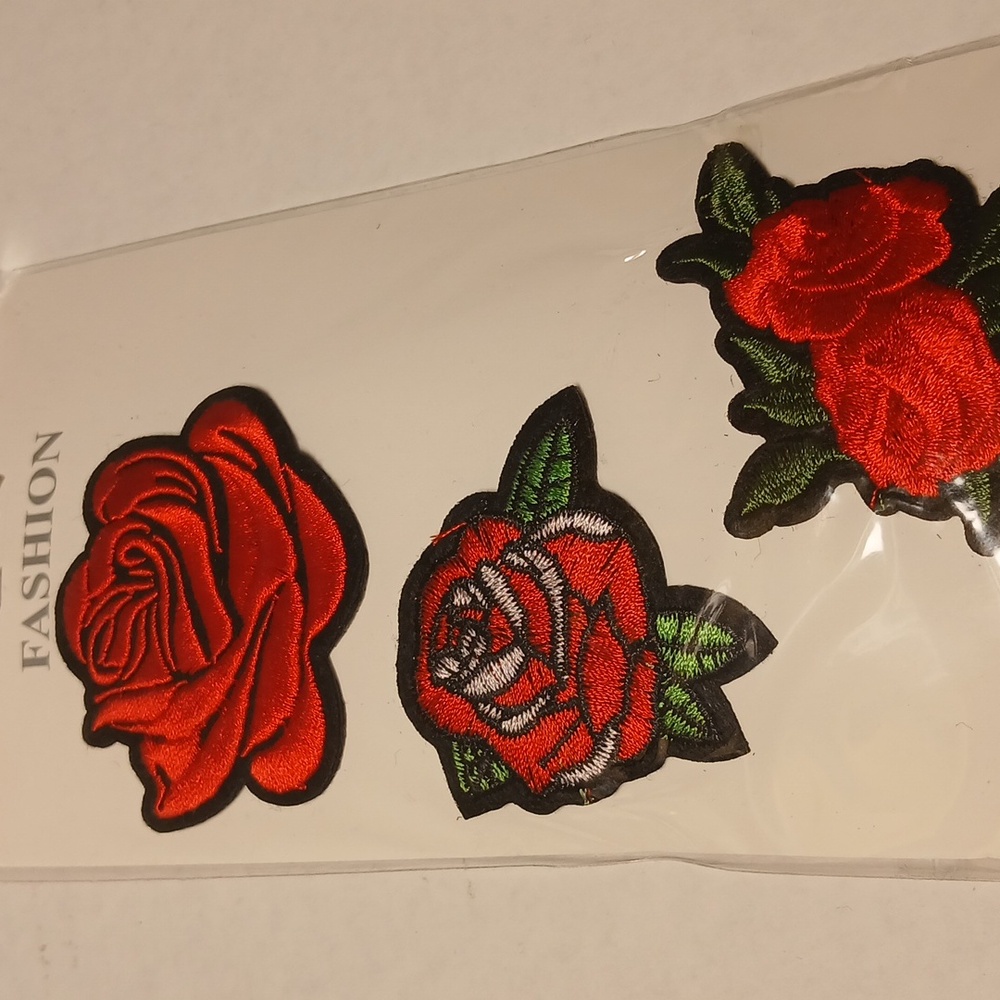 Red Rose Embroidery Patch Set 3pcs NWT - Picture 5 of 5